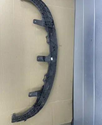 Opel Insignia A Front bumper mounting bracket 13238346
