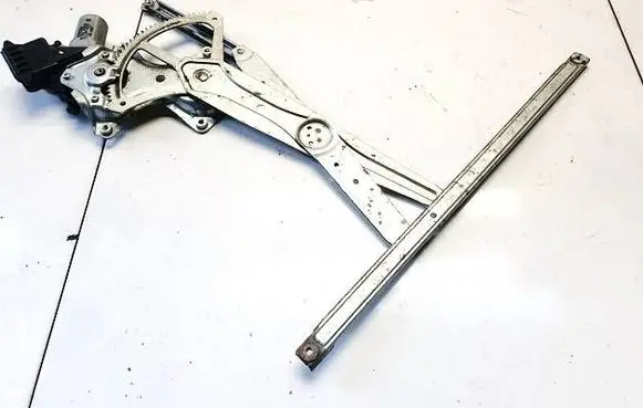 Toyota Auris 150 Sliding door window regulator with motor