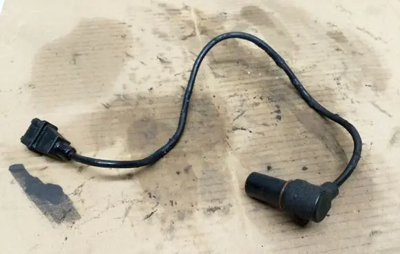 Opel Sintra Crankshaft position sensor 0281002136