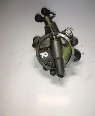 Mitsubishi Pajero Vacuum pump