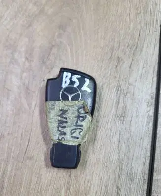Mercedes-Benz E W211 Ignition key/card 