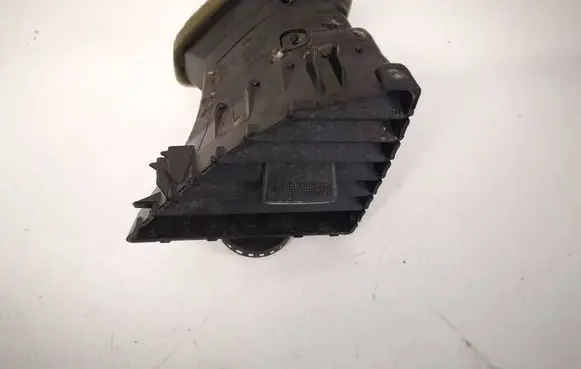 Seat Leon (5F) Dash center air vent grill 8436006