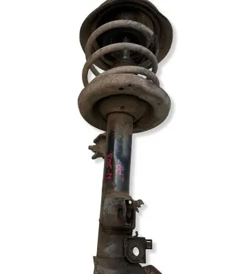 Mercedes-Benz C W203 Front shock absorber with coil spring 678865