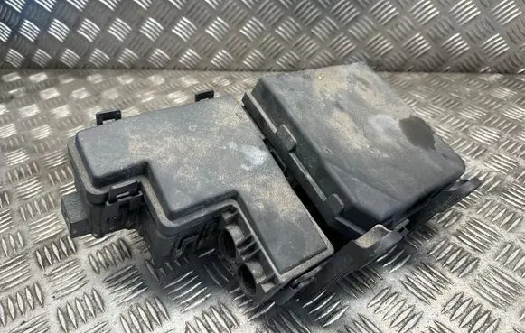 Nissan Qashqai Fuse box set 243817990A 7254576330 7154576330