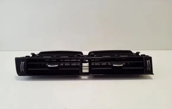 Land Rover Evoque II Dash center air vent grill K8D2014L21C