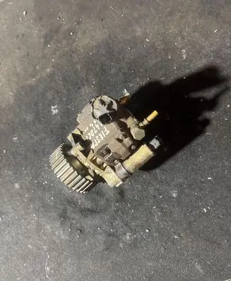 Ford Fiesta Fuel injection high pressure pump A2C20000727 9641852080