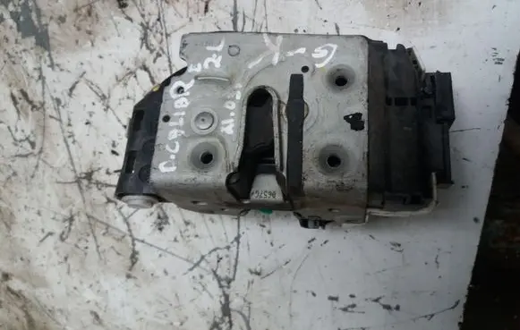 Dodge Caliber Rear door lock
