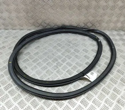 Audi A3 S3 8V Rubber seal front coupe door 8V3831721B
