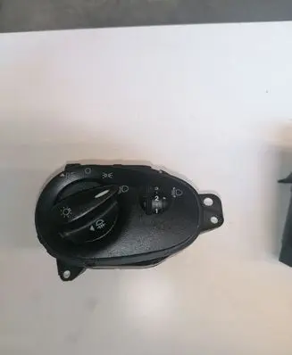 Ford Focus Light switch 98AG13A024