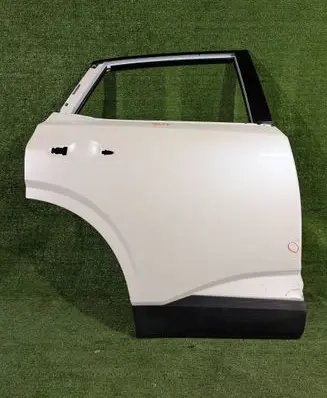Nissan Qashqai J12 Rear door