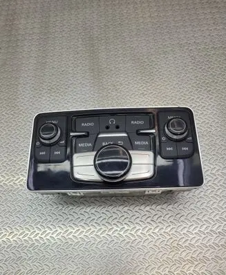 Head unit multimedia control