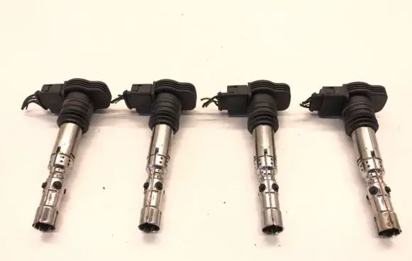 Seat Leon (1M) High voltage ignition coil 06A905115D