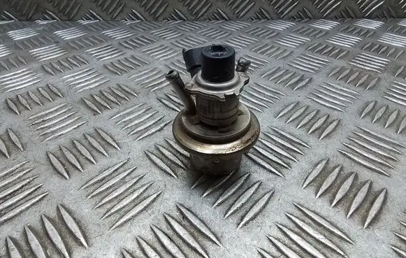 BMW 5 F10 F11 AdBlue injector 0444025010