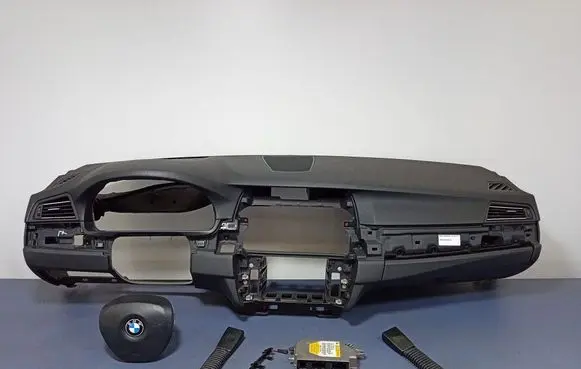 BMW 5 F10 F11 Dashboard 9166657