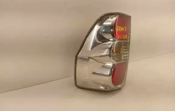 Suzuki Grand Vitara II Rear/tail lights