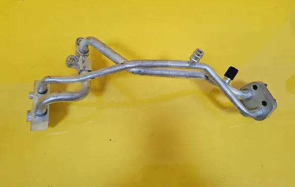 Chrysler PT Cruiser Air conditioning (A/C) pipe/hose 