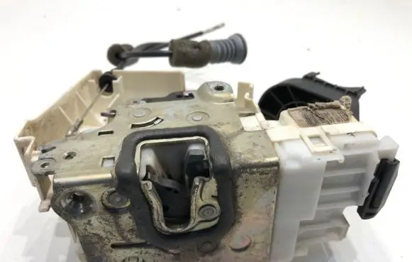 Mercedes-Benz GL X164 Rear door lock 1697302435