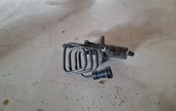 Clutch slave cylinder