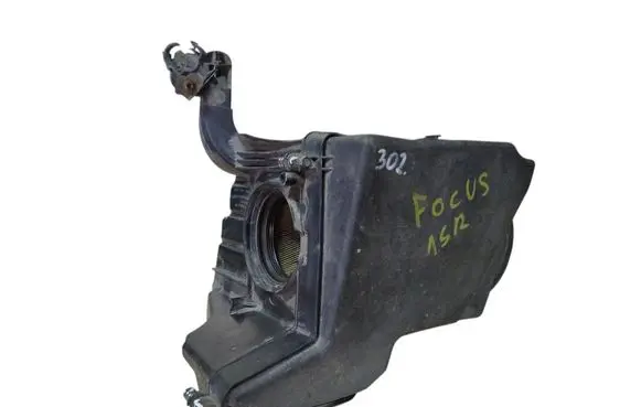 Ford Focus Air filter box AV619800BG