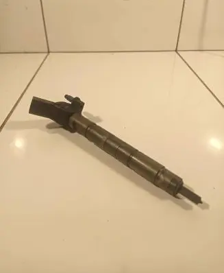 Hyundai Santa Fe Fuel injector 0445116017 180725 05061