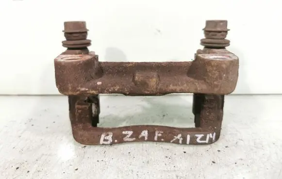 Opel Zafira B Brake caliper pad carrier rear 