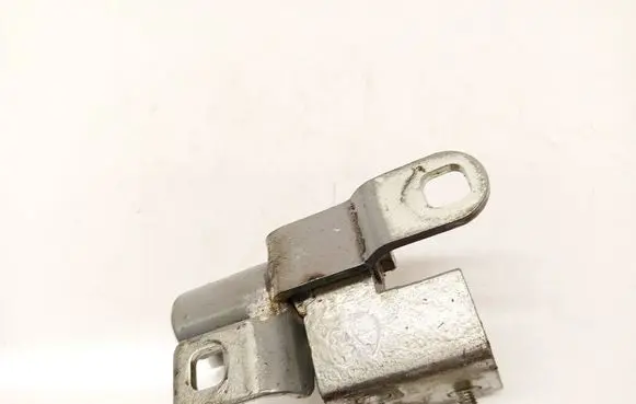Ford Mondeo MK IV Rear door lower hinge 