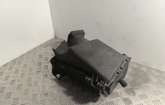 Volkswagen Golf IV Air filter box 1J0129607D