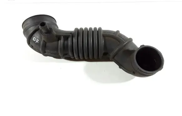 KIA Sorento Air intake hose/pipe 281303E710