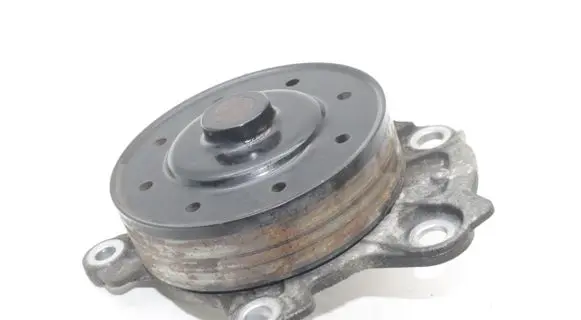 Toyota Auris E180 Water pump