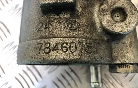 Renault Megane II Power steering pump 7846075 26058572 00415198