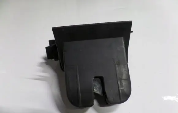 Audi A6 S6 C6 4F Tailgate/trunk/boot lock/catch/latch 4F9827520C