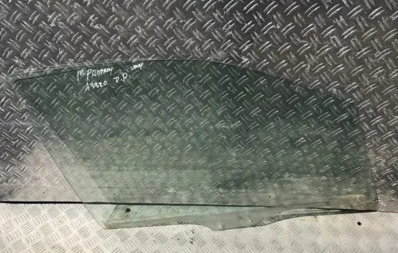 Mazda Premacy Front door window glass four-door