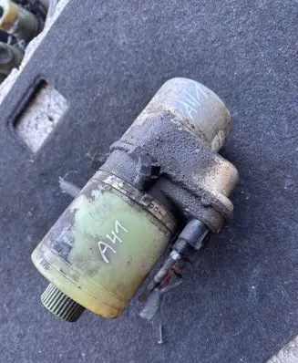 Seat Ibiza III (6L) Power steering pump 6Q0423156S