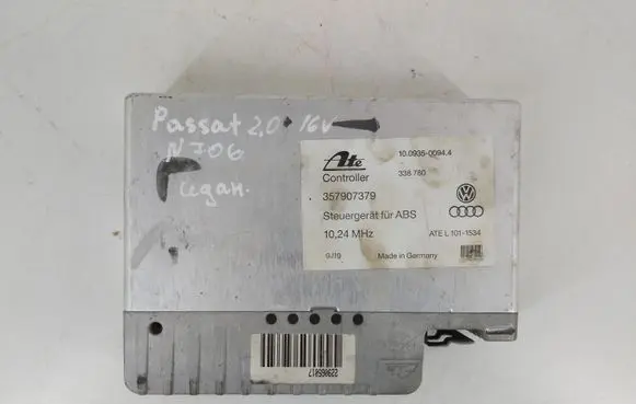 Volkswagen PASSAT B3 ABS control unit/module 357907379 10093500944 338780