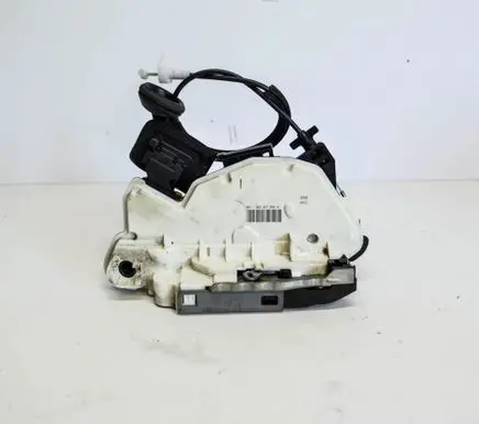Seat Leon (5F) Front door lock 5K2837016H
