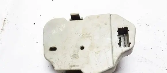 Honda Accord Tail light bulb cover holder 23623401