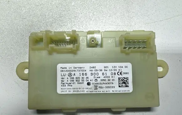 Mercedes-Benz GL X166 Keyless (KESSY) go control unit/module A1668203026