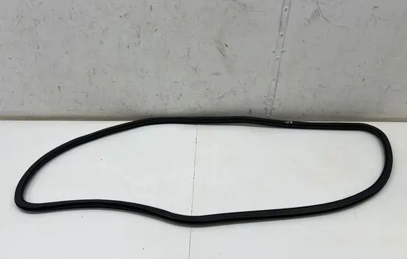 Cupra Leon Front door rubber seal 