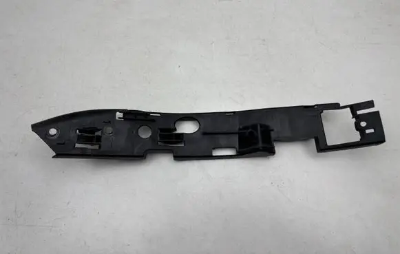 Volkswagen Touareg I Front bumper mounting bracket 7L6807183C
