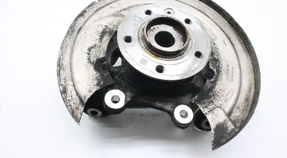 Land Rover Range Rover Sport L461 Rear wheel hub M8E22C029BA M9R32C300AC