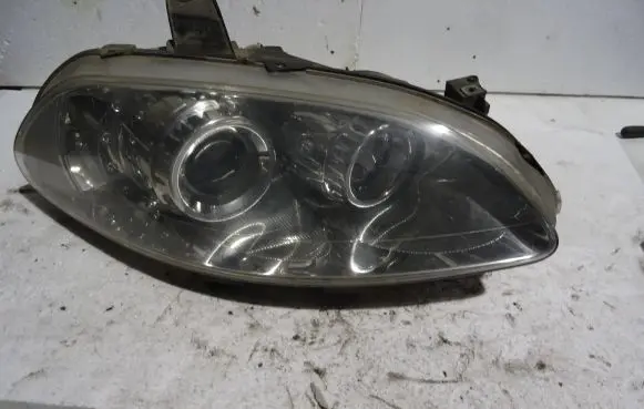 Fiat Croma Headlight/headlamp 51801271 28C7T2 2600158644425