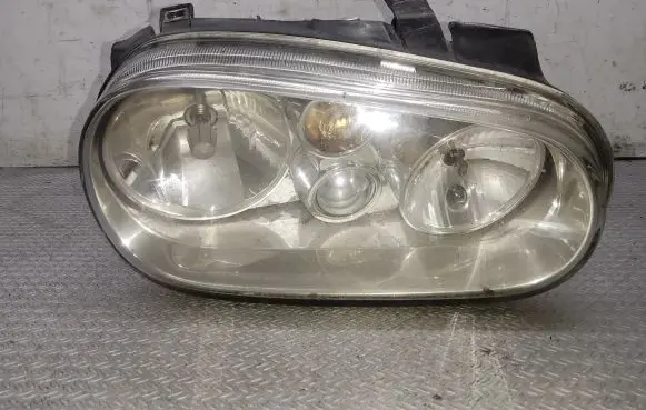 Volkswagen Golf IV Headlight/headlamp 1J1941018B