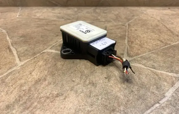 BMW X1 E84 Acceleration sensor 6782372