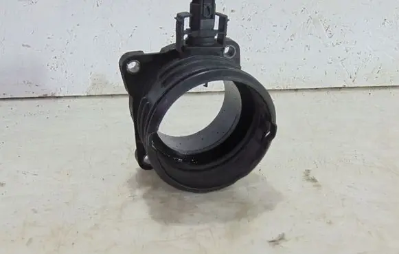 Jeep Grand Cherokee (WK) Air intake hose/pipe