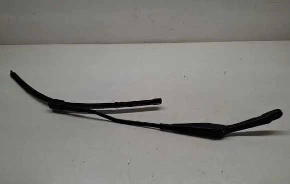 Mercedes-Benz GLC X253 C253 Front wiper blade arm A2538202400
