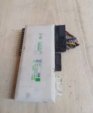 BMW 5 E39 Comfort/convenience module 61356901225 12037310