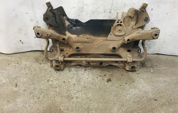 Peugeot 508 Front axle beam 