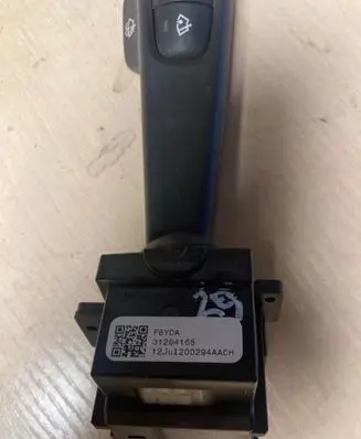 Volvo XC70 Wiper control stalk 31264165