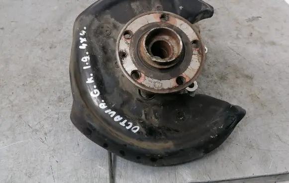 Skoda Octavia Mk2 (1Z) Rear wheel hub
