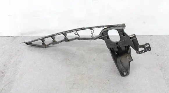 BMW X5M E70 Fender mounting bracket 7157989 7157983 51657157989